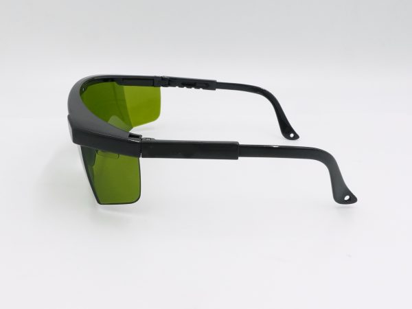 統順益(TONSHUNG) scratch resistant safety glasses IR3 Green Lens SA1373IR3