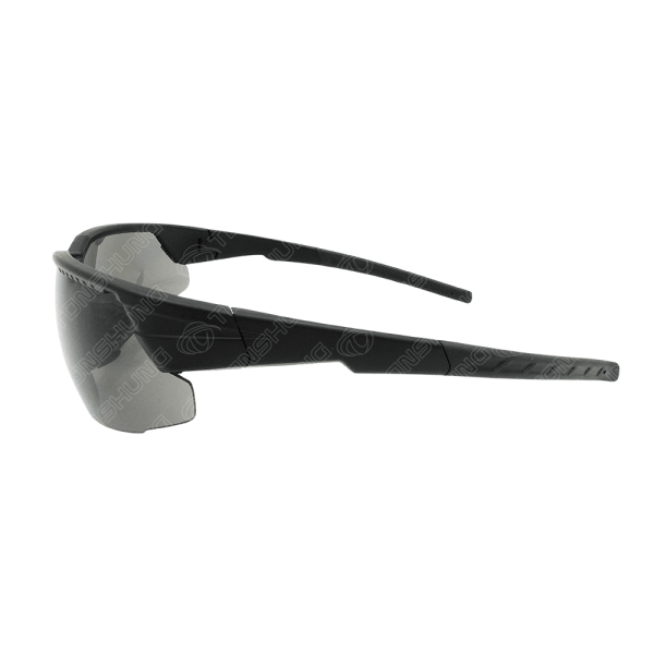 SU1940 Sports safety sunglasses - Image 3