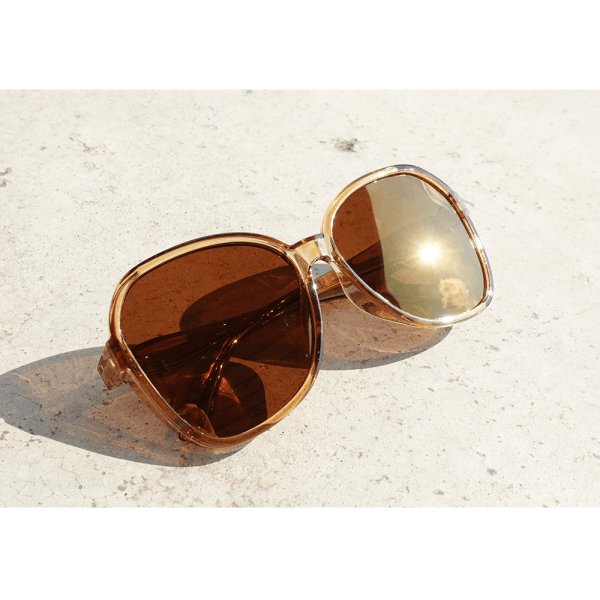 SU2107 Life Style Fashion Sunglasses - Image 2